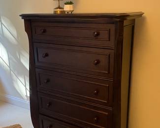 Ragazzi Dresser