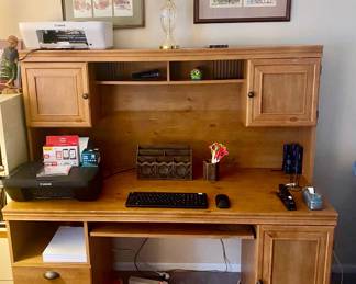 Desk with Lots of Storage