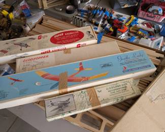 Airplane Model Kits 