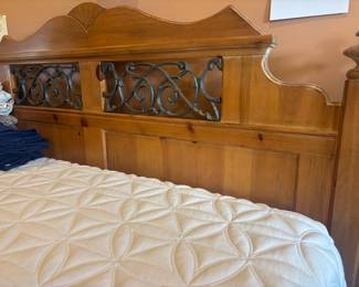 Furniture  King Size Bedroom Set