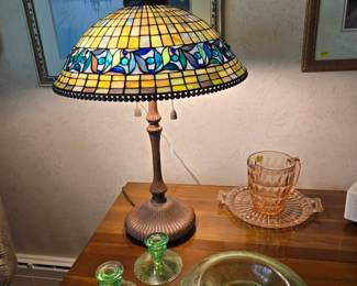Tiffany style table lamp