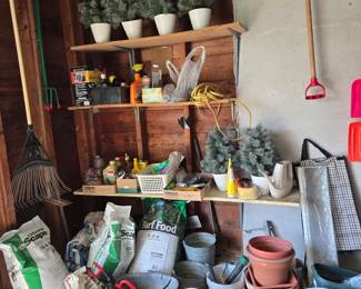 Many pots