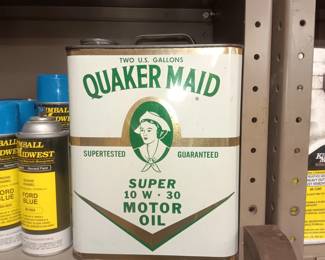 nice vintage quaker maid 2 gallon oil can