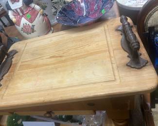 Meat or bread cutter