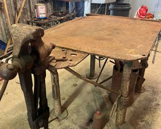 Welding table w/ vise 