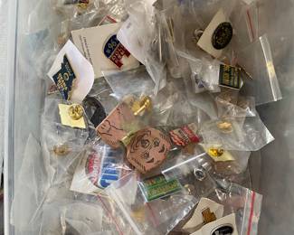 Pins, tie tacks, lapel pins. Buttons