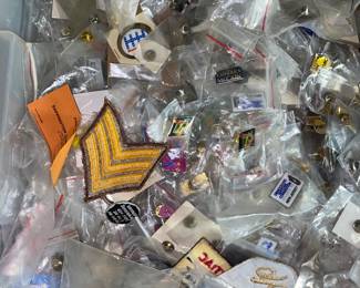 Patches, pins, military