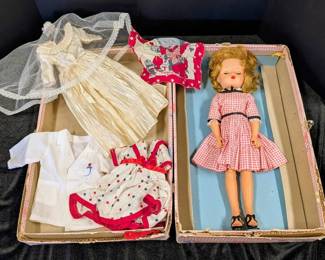 Vintage Cissy Doll With Extra Clothes