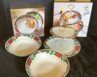 Christmas Bowls  Goodie Tray