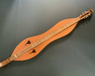 Mountain Dulcimer Instrument