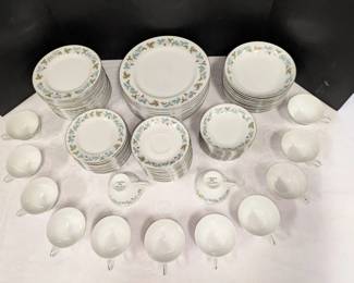 Vintage Japanese Floral Fine China Dinnerware