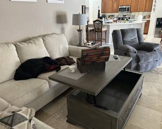 Coffee Table with DVD / CD Hutch built in