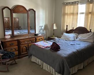 Ashley Bedroom Furniture Set