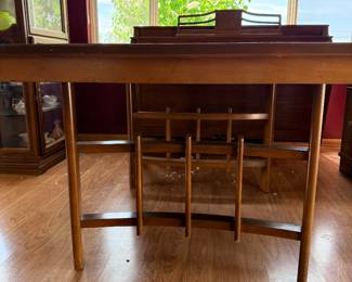 Great Mid-Century Dining set with 4 chairs - 2 extra leaves and folding leaf inside too! Condition as shown - Chairs go with the table - not sold separately.