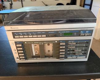 SR AM/FM vintage stereo with cassettes - Sears