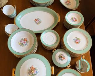 Large set of Aladdin Fine China - Embassy Pattern, Made in Occupied Japan