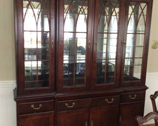 Vintage Ethan Allen Georgian style mahogany, breakfront, China cabinet lighted (Currently selling for $2749).  SELLING HERE $1900 