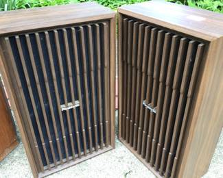 Vintage wooden Panasonic speakers.  $100
