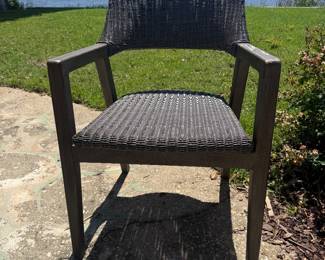 Kingsley Bate Outdoor Table and 4 chairs