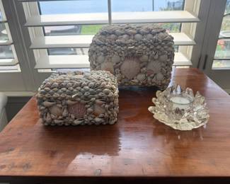 Shell encrusted boxes