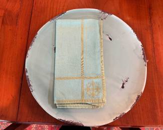 Set 6 Italian Ceramic Chargers by Fortunata set 6 napkins