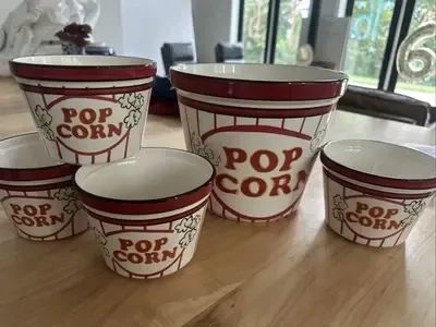 Ceramic popcorn bowls set
