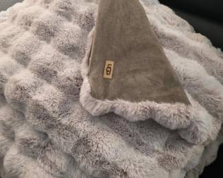 UGG blanket and pillow cases