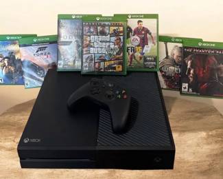 Microsoft Xbox One 500GB Black Console Model 1540 with 7Game Bundle