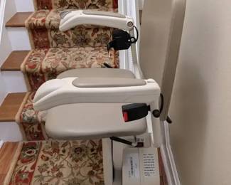Harmer Pinnacle Stairlift Great Auction Condition
