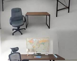 Professional Office Suite Executive Conference  MultiDesk Workspace with Accessories