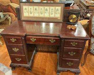 Traditional mahogany double pedestal desk