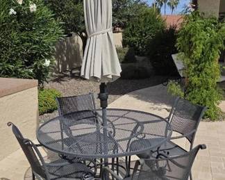 Metal Patio Set W Umbrella