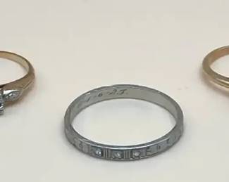 Vintage Ladies Gold Rings