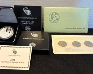 US 911 Silver National Medal  1979 Susan B Anthony Souvenir Set