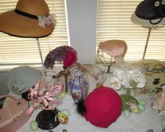Easter hat table close