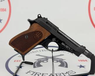 Beretta M71 Pistol