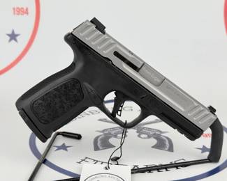 Smith & Wesson SD9 Pistol