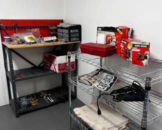 Tools/hardware