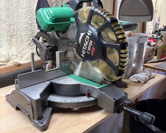 Hitachi C12 FDH laser saw
