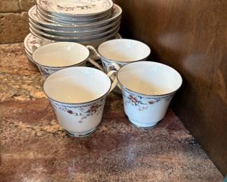 Small set of fishes in kitchen