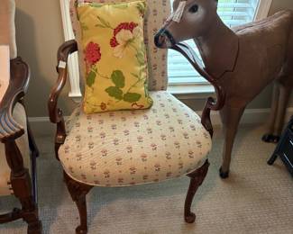 Close up of 3rd chair