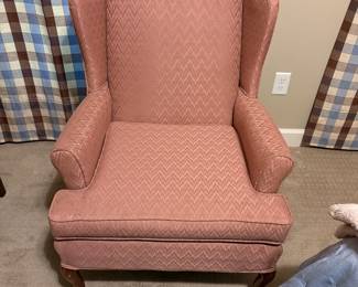 Upholstered chair 