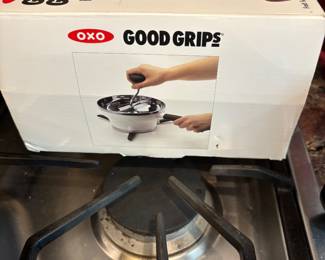 Kitchen - Good grips in box