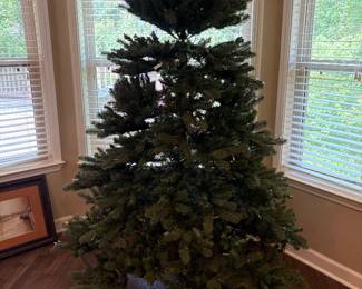 Very large lighted Christmas tree - great condition