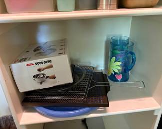 Kitchen items 