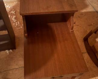 2nd picture of end table 