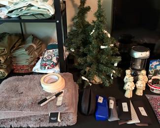 Miscellaneous trees, eyeglass cases & miscellaneous small decor items