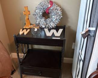 Table & miscellaneous