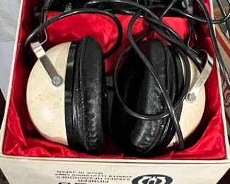 Pioneer SE-30 Stereo Headphones