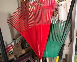 Leaf Rake Set